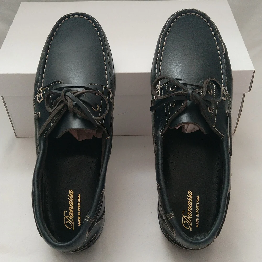 Danassa made in Portugal men's classic leather lace up boat shoes Sz 42 navy